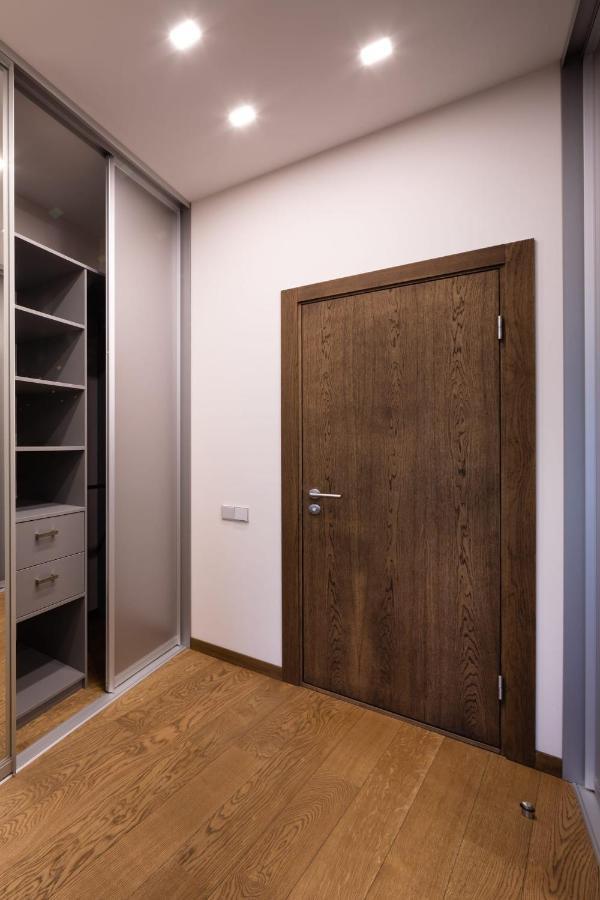 Riga Riverside Spacious One Bedroom Apartment Bagian luar foto